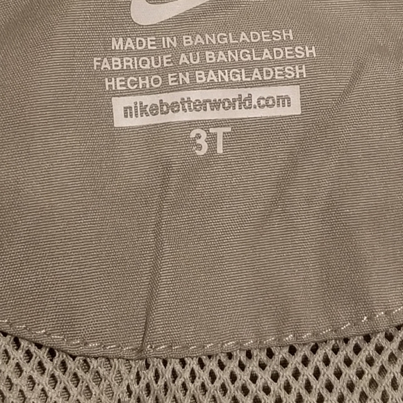 Nike 2-pc Set w/hooded jacket, NWT, Boy's Size 3T - Picture 3 of 11